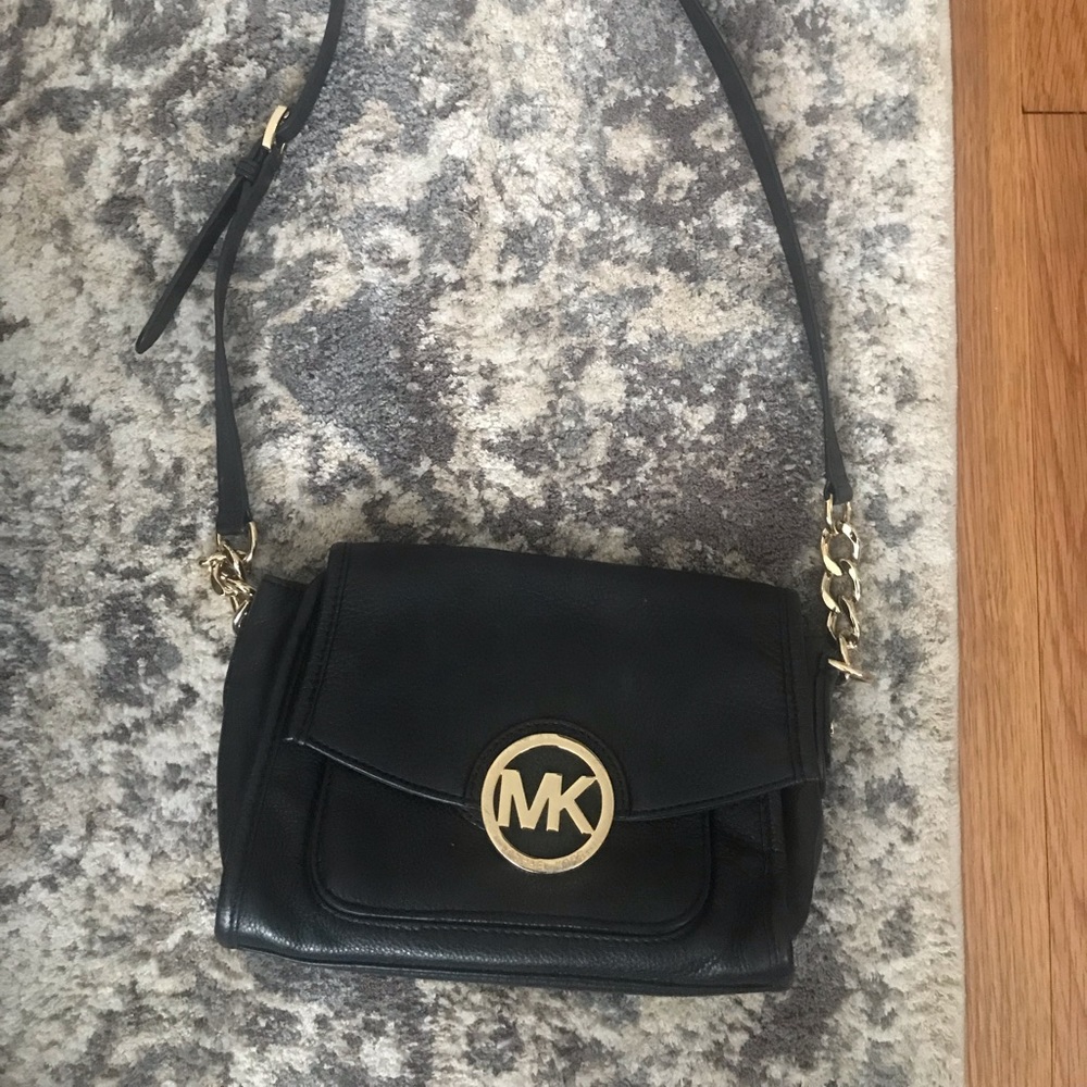 MK AUTHENTIC cross body